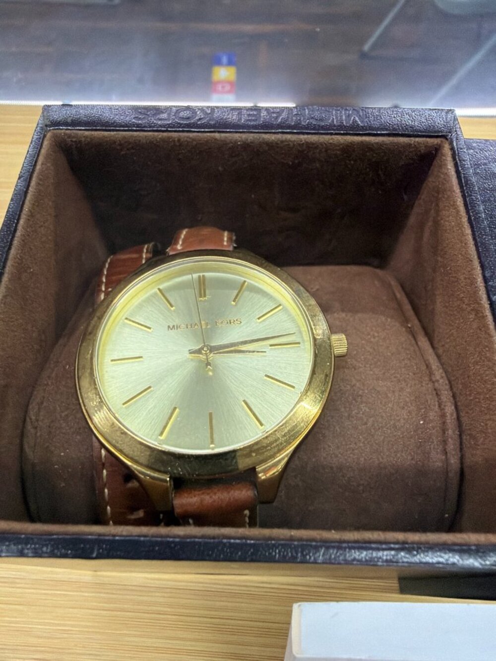 Michael Kors Slim Runway Womens Gold Brown Leather Watch New in Box
